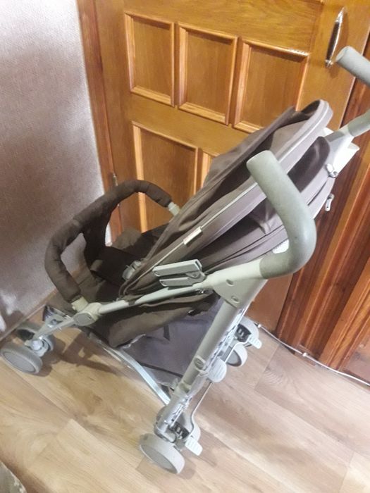 Продається в дуже гарному стані дитяча коляска