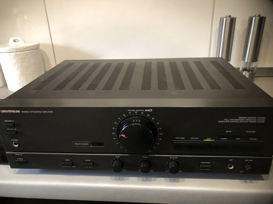 Wzmacniacz Universum V4315