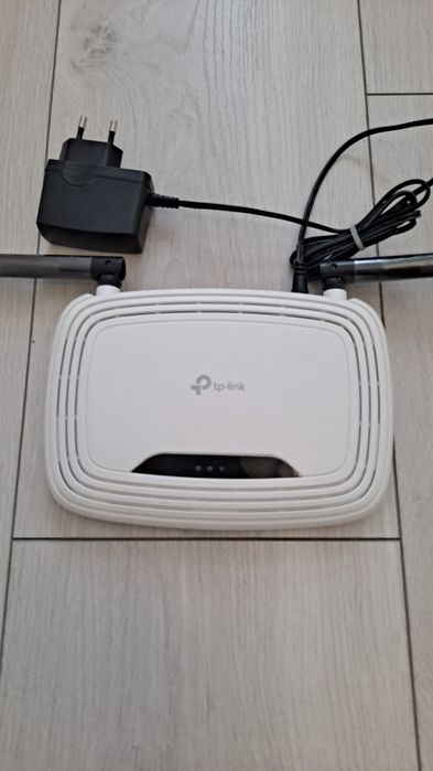 Router TP Link TL - WR 841N