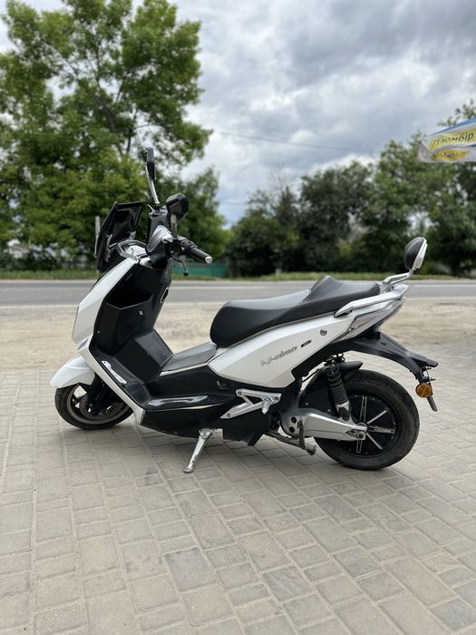 Електроскутер AIMA TIGER X6