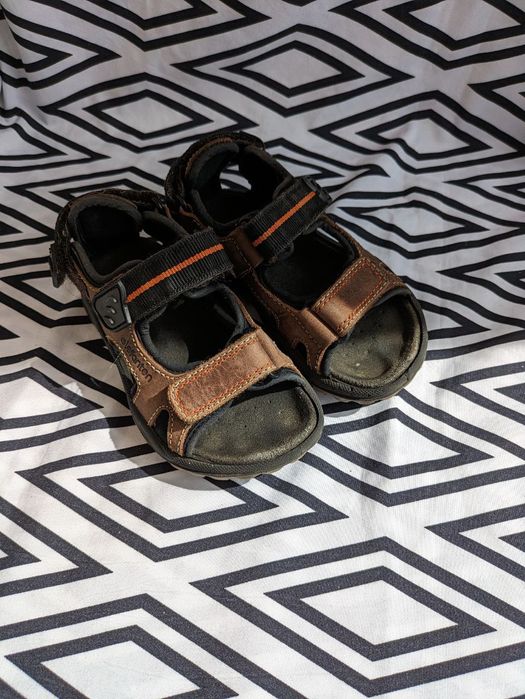 Босоніжки кросівки крокси