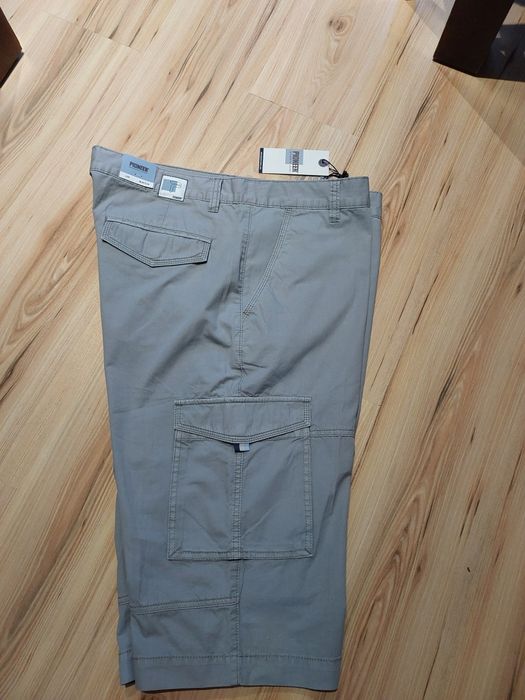 Nowe bermudy marki Pioneer