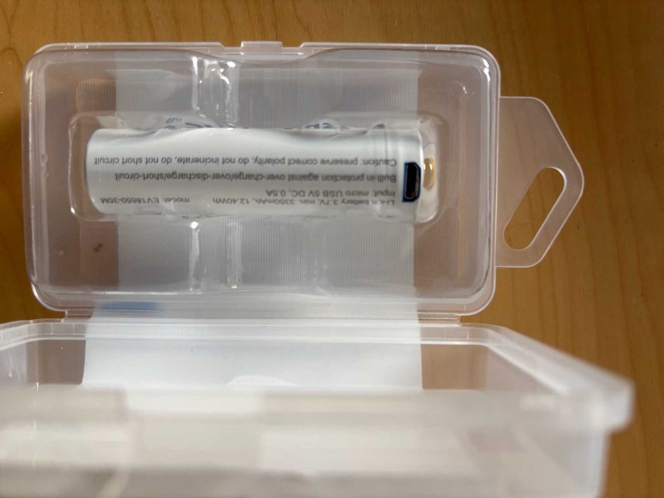 Bateria 18650 Everactive de 3500mAh com carregamento micro-usb