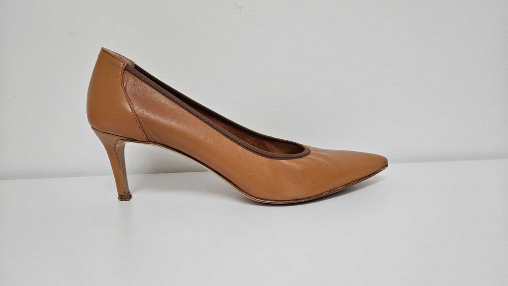 Szpilki skóra HEGOS 39 40 25.5cm