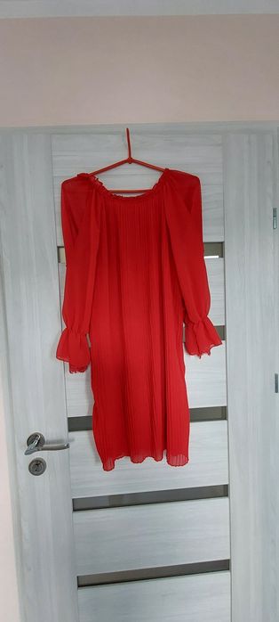 Sukienka czerwona elegancka plisowana M L XL made in italy