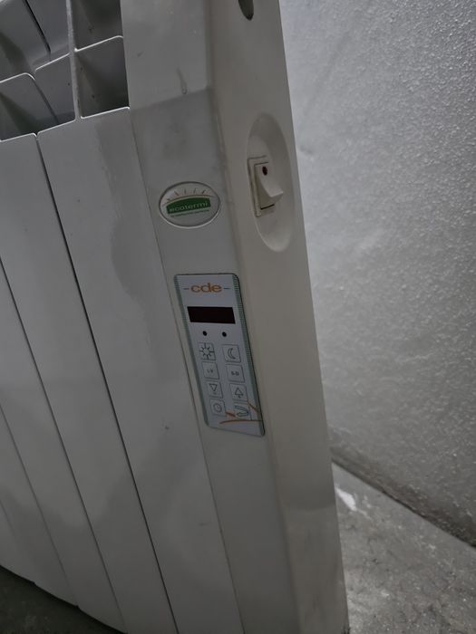 Radiadores Parede Elétricos (2 unidades)
