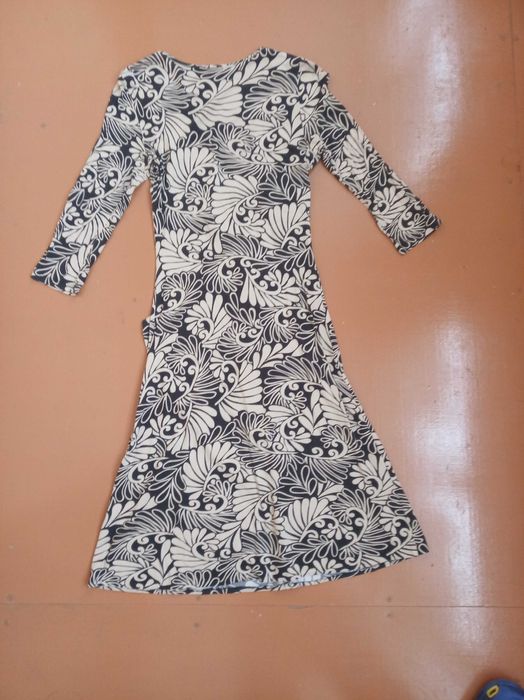 Рябе літнє плаття розмір XS ( 8 ).