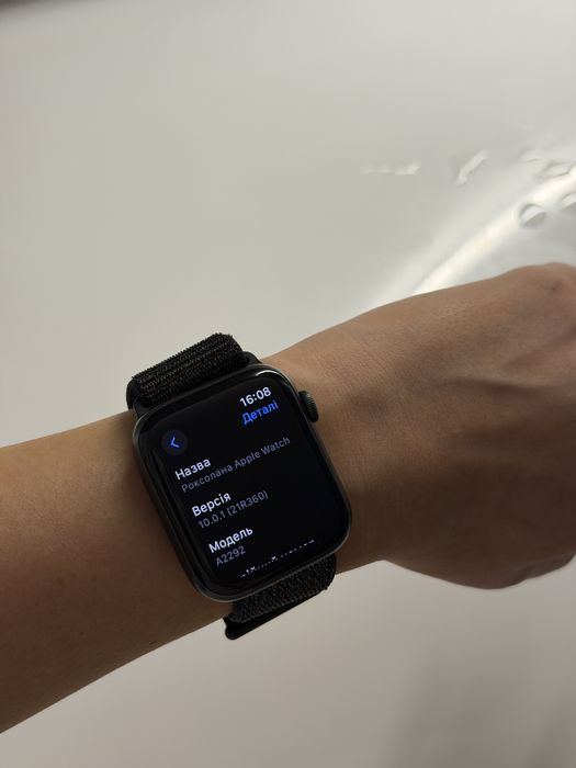 Гожинник Apple Watch Series 6 GPS 44 мм Space Gray