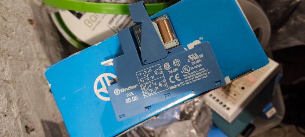 Finder stycznik Type 95.05