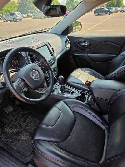 2019 Jeep Cherokee Trailhawk