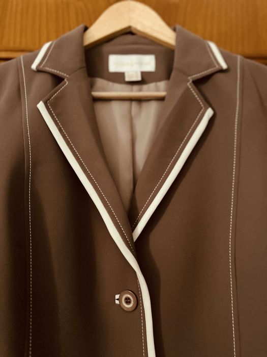 Blazer feminino clássico – Elegância e sofisticação