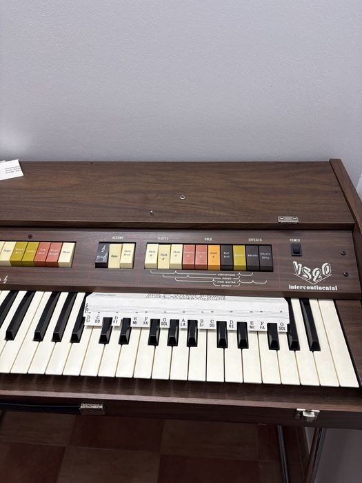 Orgão Viscount Intercontinental