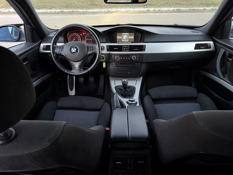 Bmw serie 3 Pack M original  poucos km