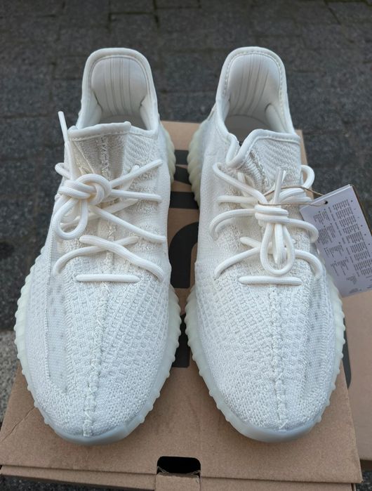Yeezy boosty v2 bone