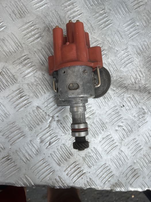 Распределитель 0031583201 зажигания, трамблер Mercedes 190