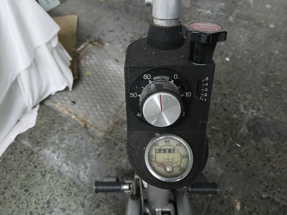 Bicicletas fixas / estáticas - Fitness