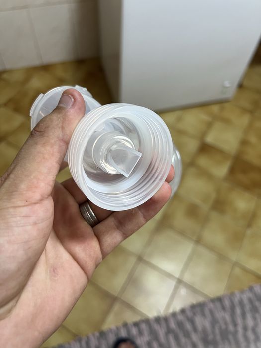 Bomba eletrica extratora de leite materno