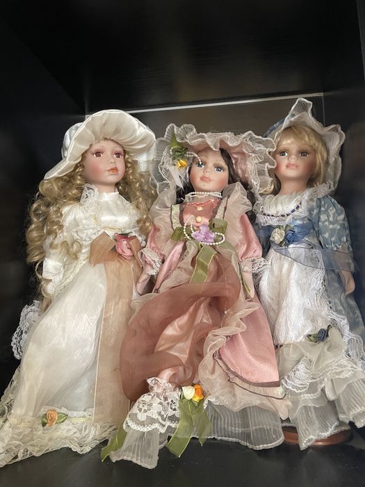 Фарфорові лялькі