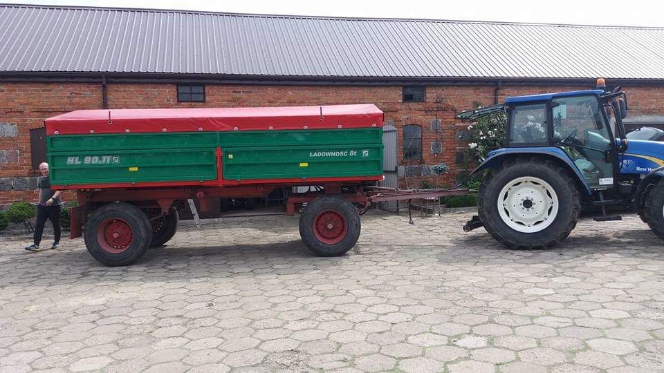 Plandeka na przyczepę rolniczą