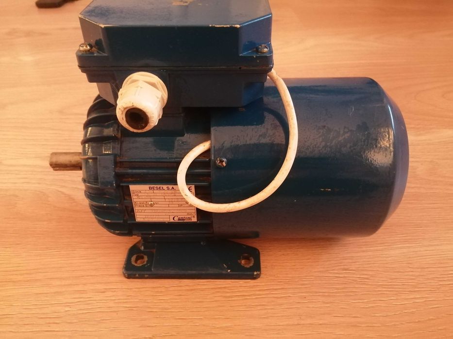 Silnik z hamulcem 250w 1380obr