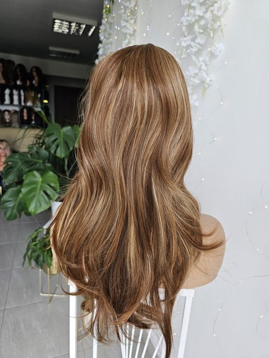 Peruka Marta brąz kasztan blond włosy naturalnie postopniowane 3D