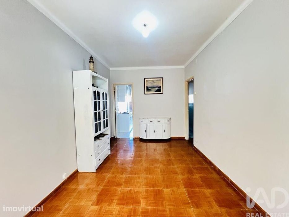 Moradia geminada T3 em Peniche de 70 m2