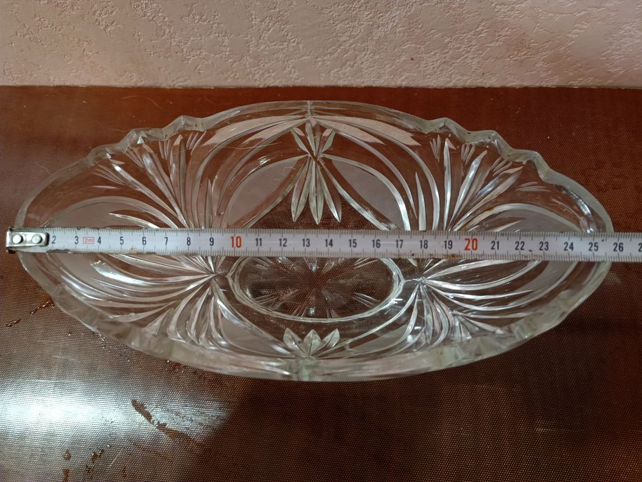 Хрустальные салатники ,ваза