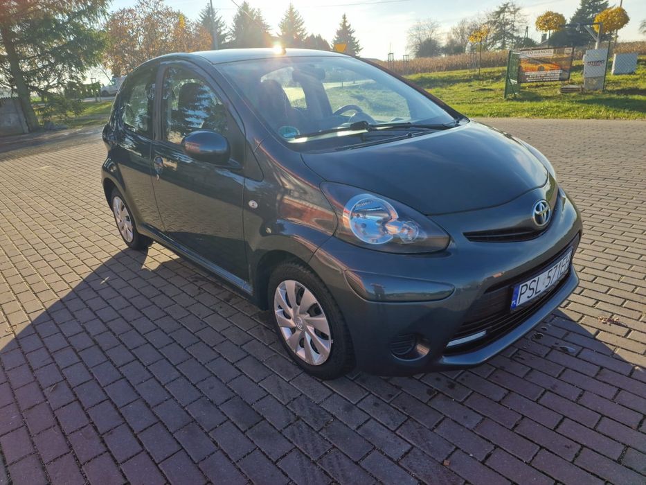 Toyota Aygo 1.0i Klimatyzacja Nawigacja Wspomaganie Abs nowe sprzęgło