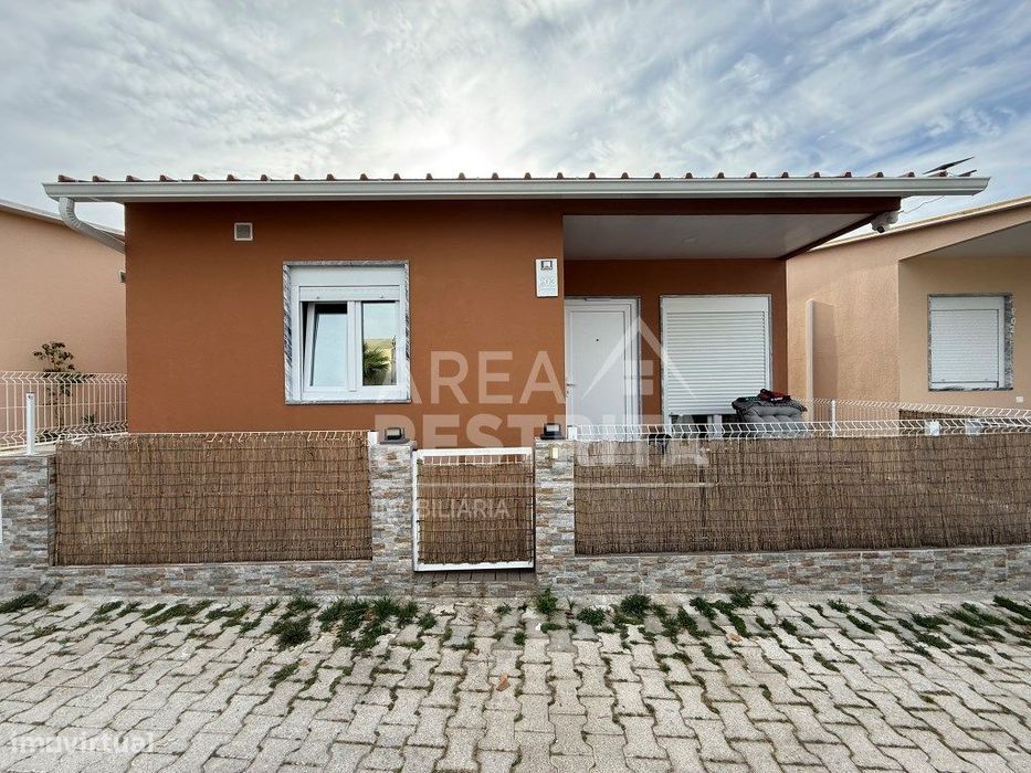 Moradia T2 no Parque Verde em Fernão Ferro
