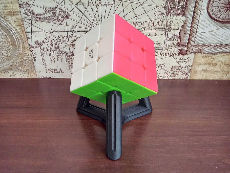 Подставка для кубика Рубика