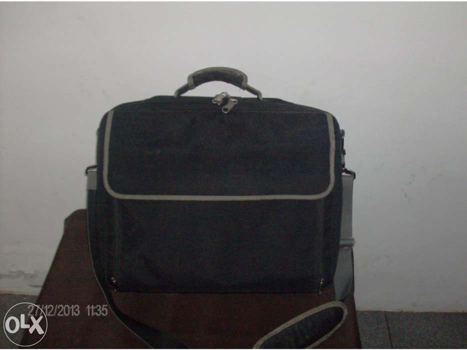 Pasta varios compartimentos