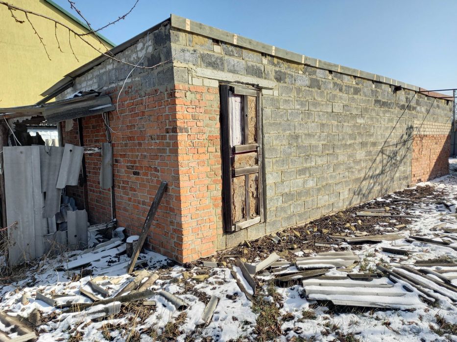 Будинок 99,4 м² та Гараж з підвалом 42,83  м² (НЕ АРЕНДА, ПРОДАЖ)