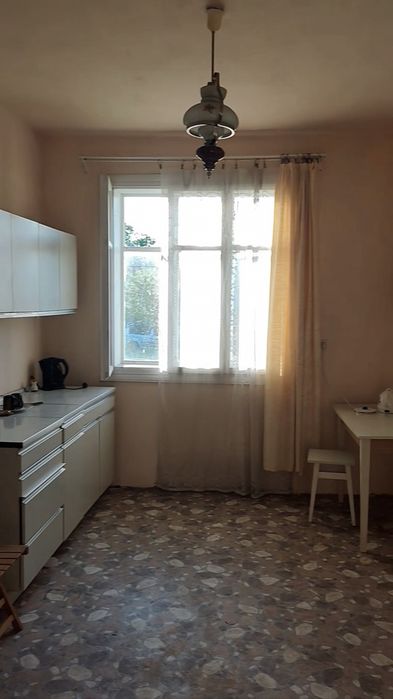 Продаж господарства в Карпатах с. Стопчатів цегляний будинок 138 м2 літня кухня господарські приміщення 107 сот. землі є газ БЕЗ КОМІСІЇ