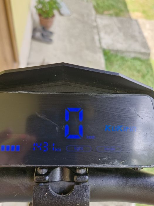 Електросамокат kukirin g2