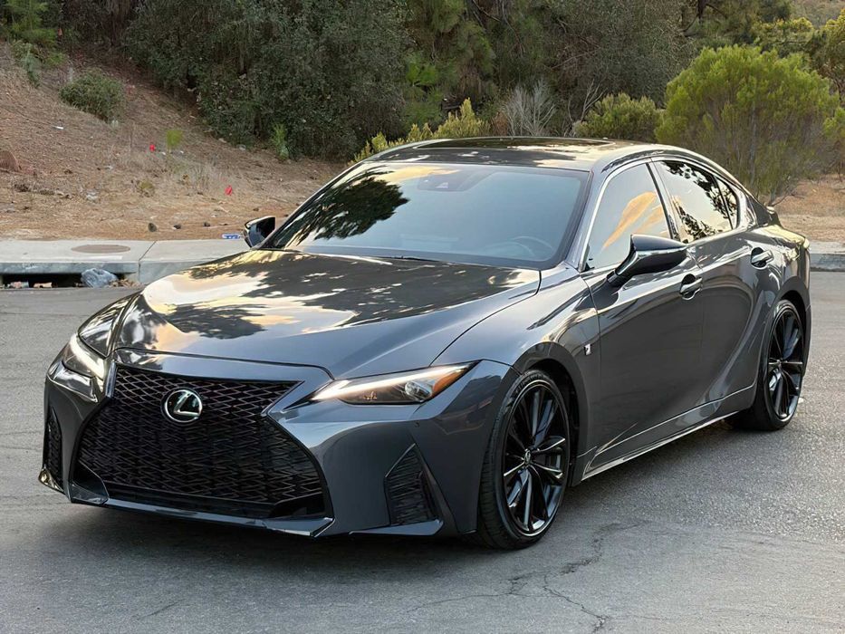 Lexus IS 350 F Sport      2021