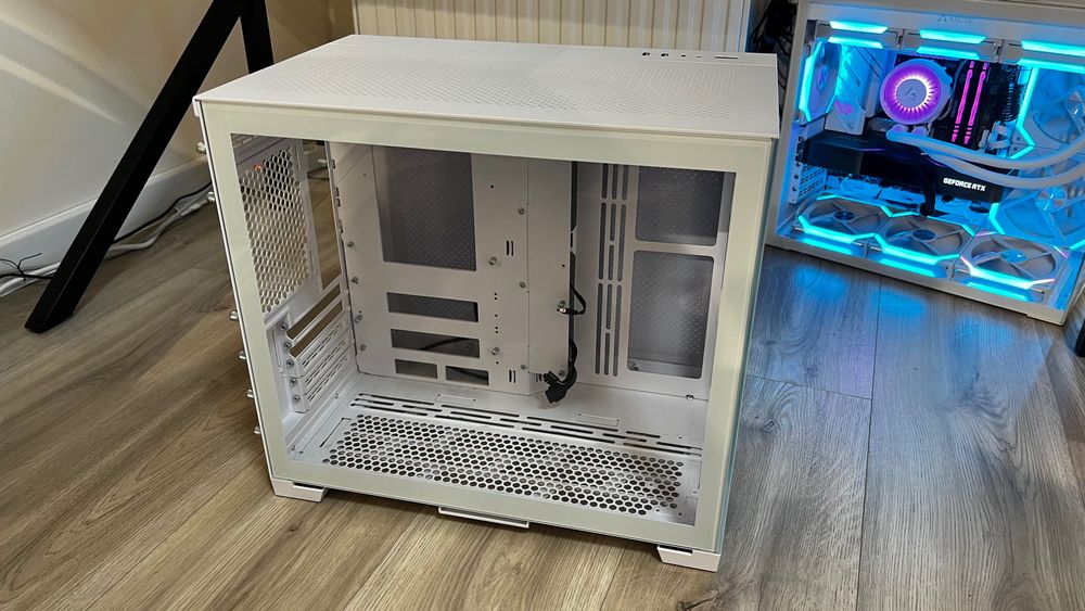 Lian Li O11 Dynamic Mini biały