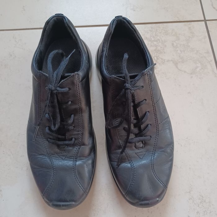Buty ECCO skórzane lekkie 42