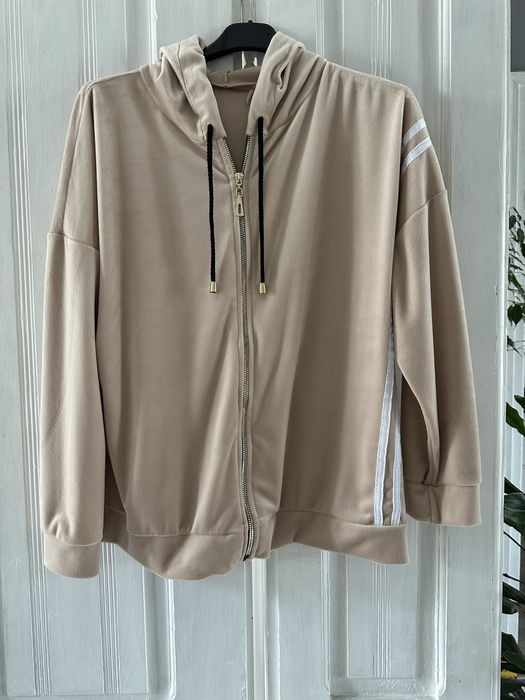 Konplet dresowy włoska produkcja paski beż