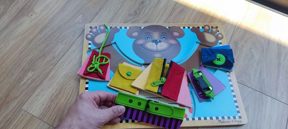 Brinquedo didático criança