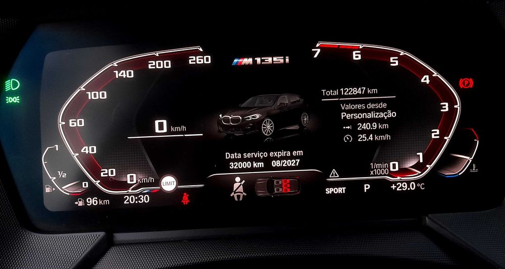 BMW M135I 2.0 m performance