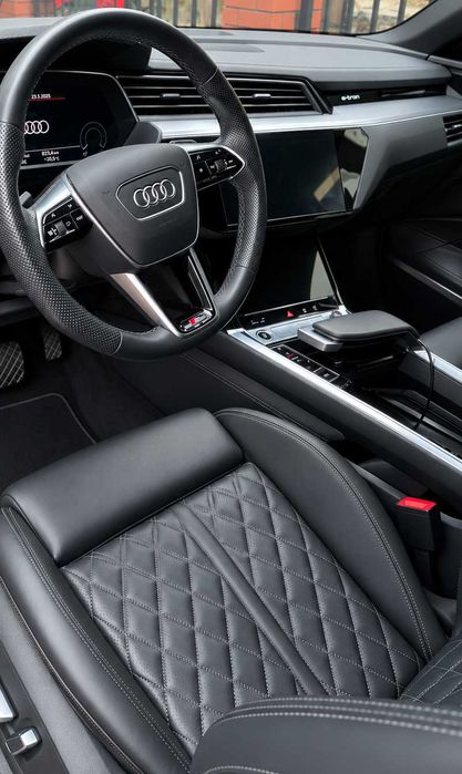 AUDI e-tron 55 Quattro Advanced Sportback