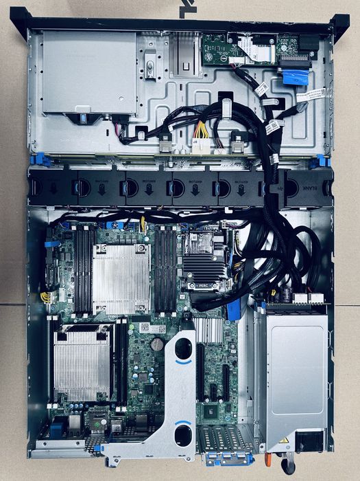 DELL Poweredge R530 8 LFF Xeon 2x E5-2650 V4