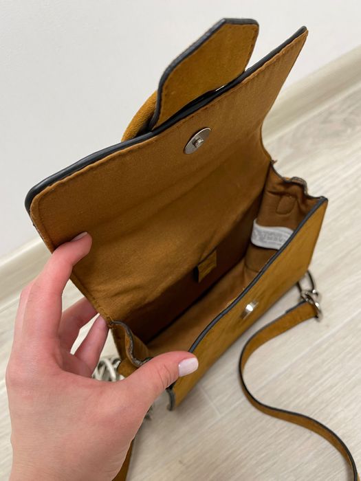 Сумка через плече коричневая