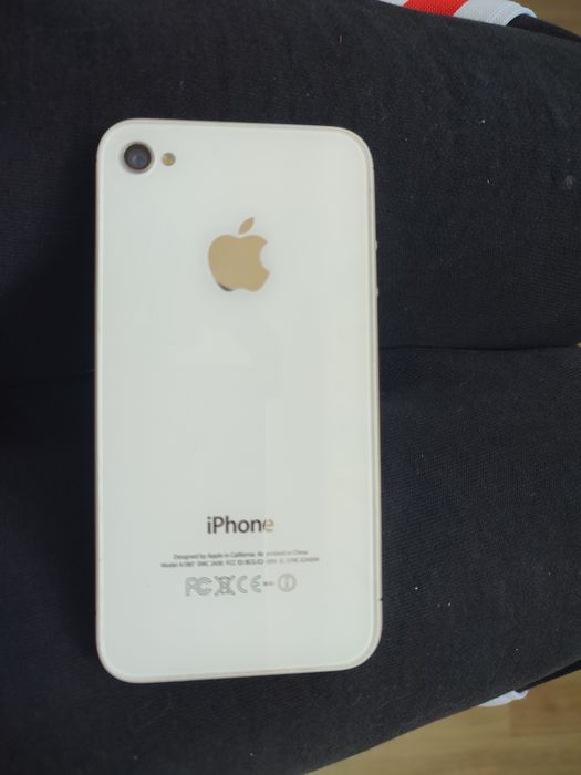Telefon iPhone 4S