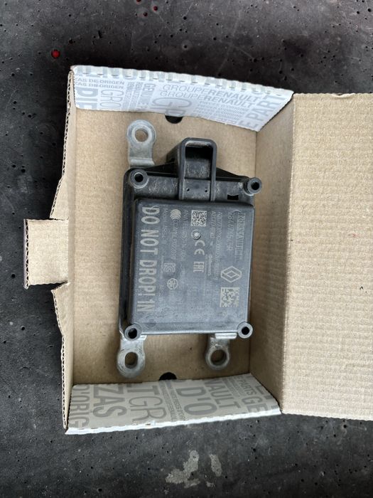 Radar sensor distancia renault megane 4