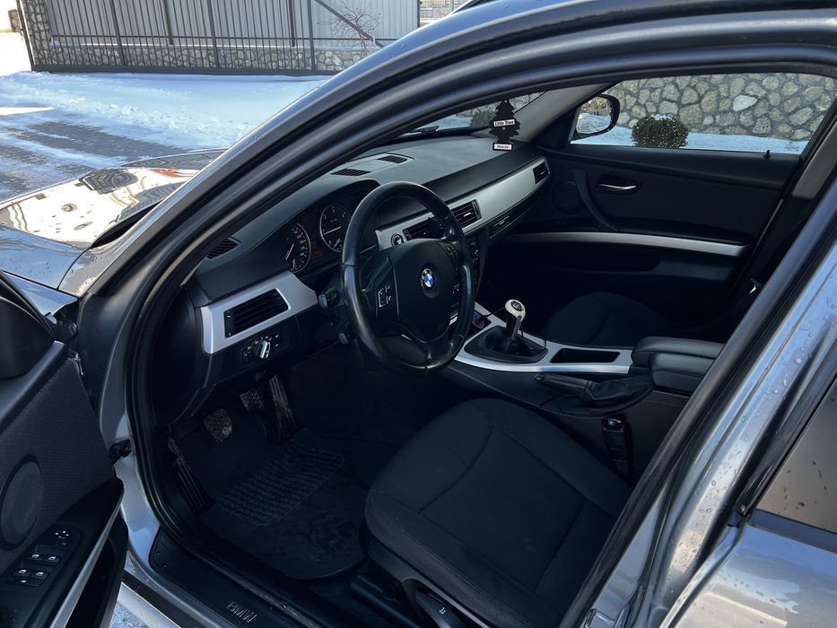 BMW 3 E91 2.0D 2010 рік Рестайлінг