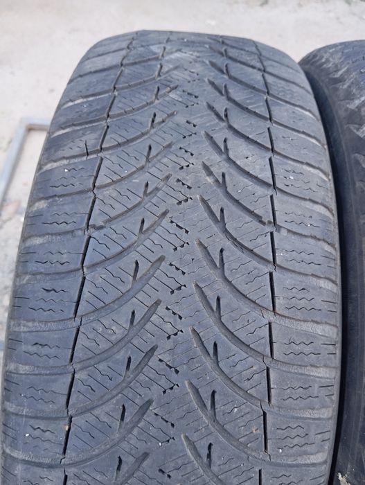 Пара зимней резины 205/55 R16 Michelin Alpin A4