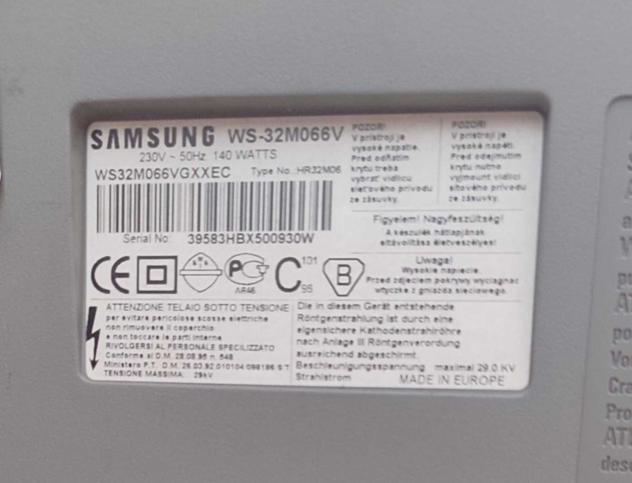 Televisão SAMSUNG WS-32M066V CRT 32'' Full HD.