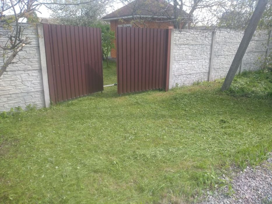 Продам домик в центре Орловщины (Днепропетровская обл.)
