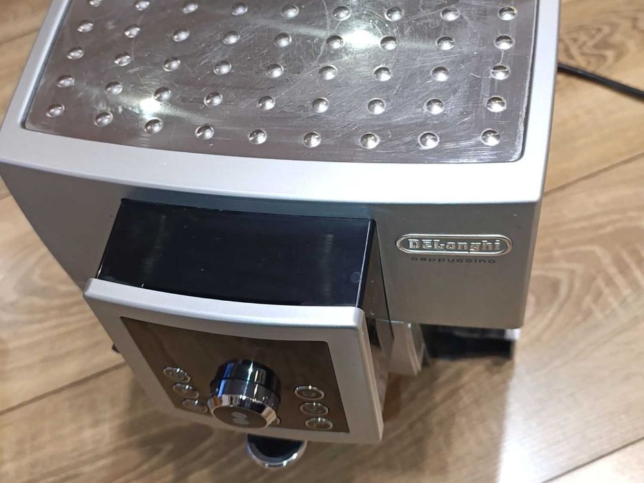 Ekspress do kawy delonghi ECAM23460S